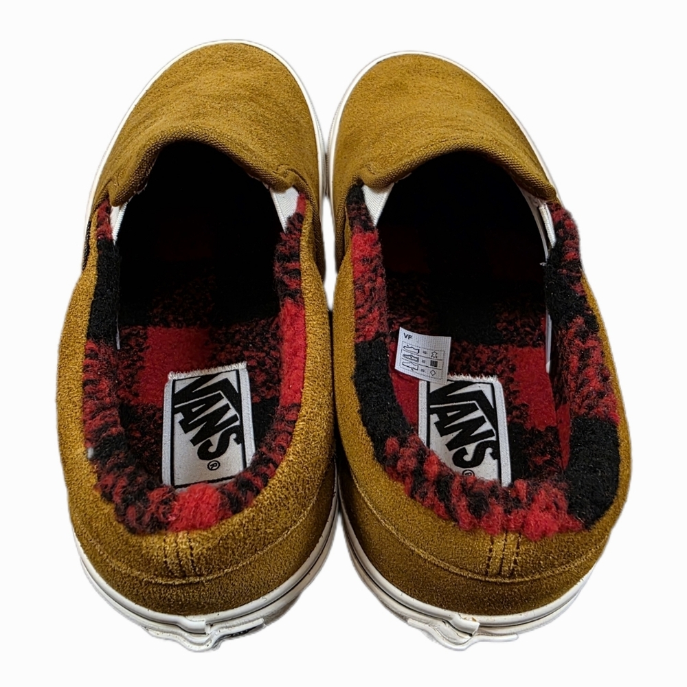 Vans Men's Tan Suede Slip-On Shoes - Picture 4 of 6